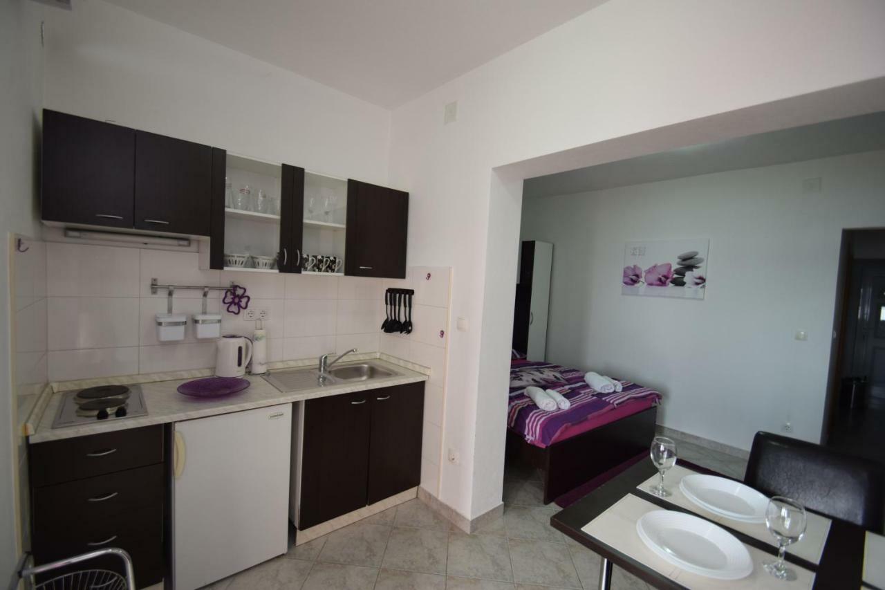 Lavanda House Turanj Luaran gambar