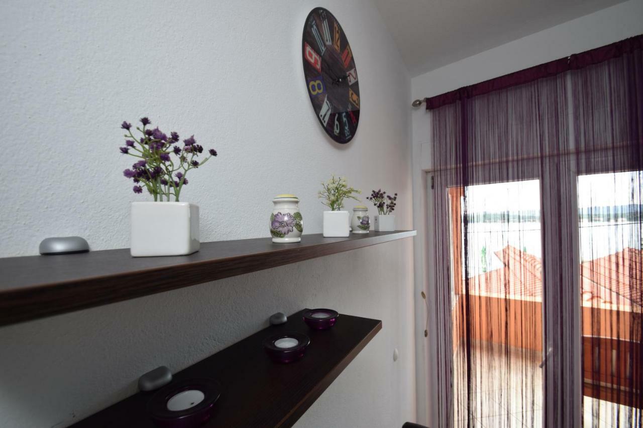 Lavanda House Turanj Luaran gambar