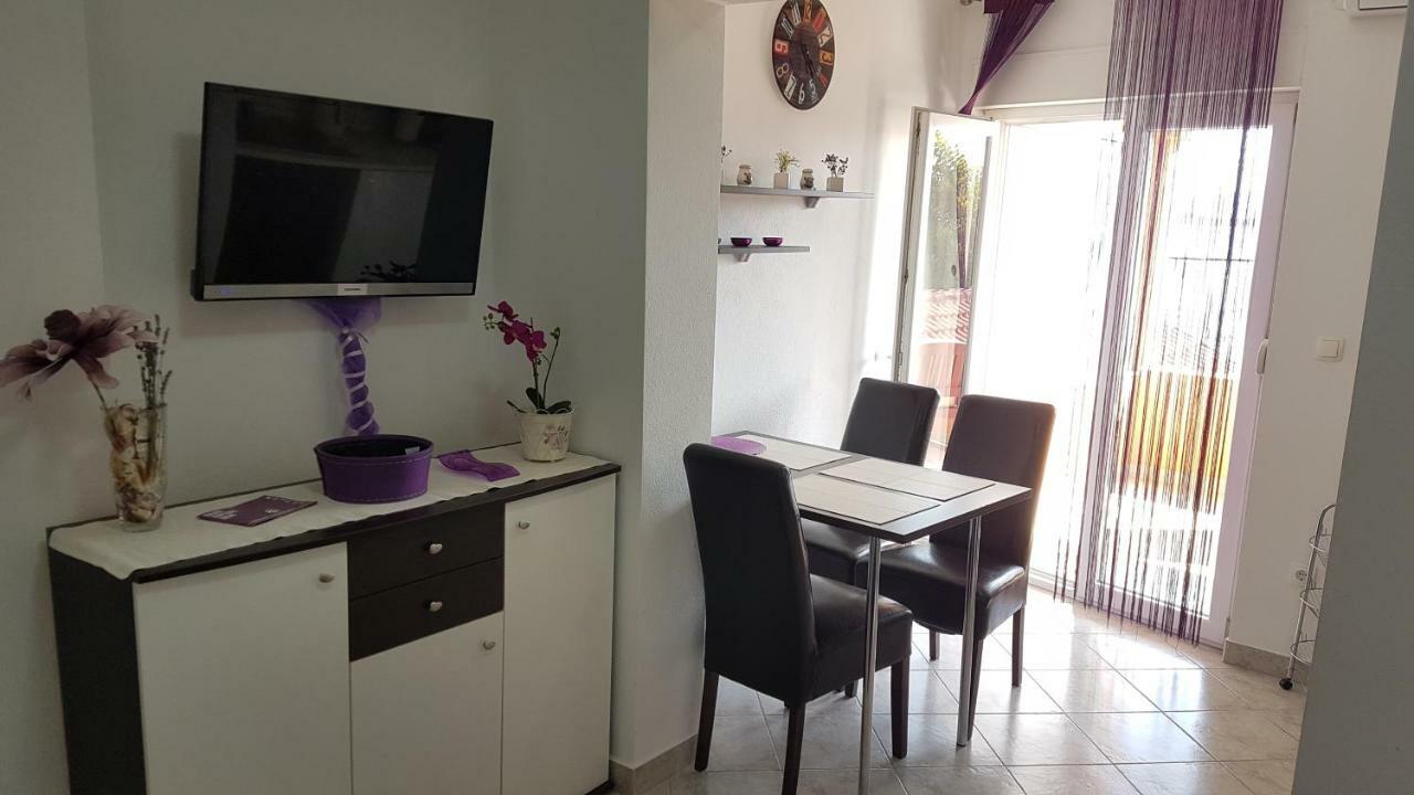Lavanda House Turanj Luaran gambar